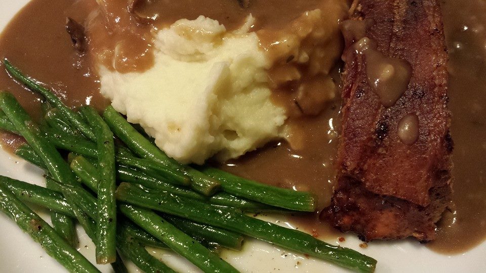 Meatloaf, Mashed Potatoes, Gravy and Haricots Vert (Photo Credit: Adroit Ideals)