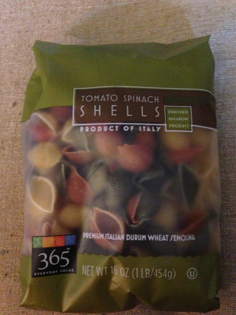 Whole Foods Market's Tomato Spinach Shells (Photo Credit: Adroit Ideals)