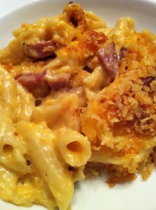 Mac and Cheese with bits of Ham (Photo Credit: Adroit Ideals)